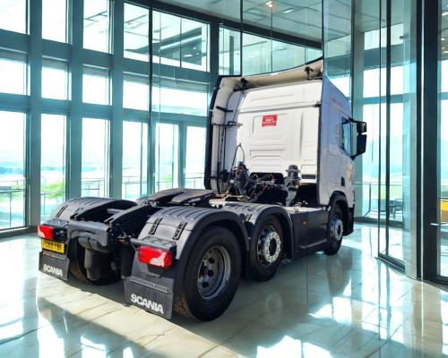  Rear View – Scania R450