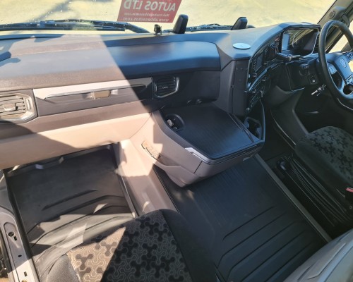 Cabin Interior – Passenger Side – Scania R450