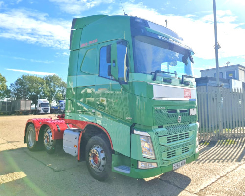 2017 (67) VOLVO FH 460 (CHOICE OF 2)